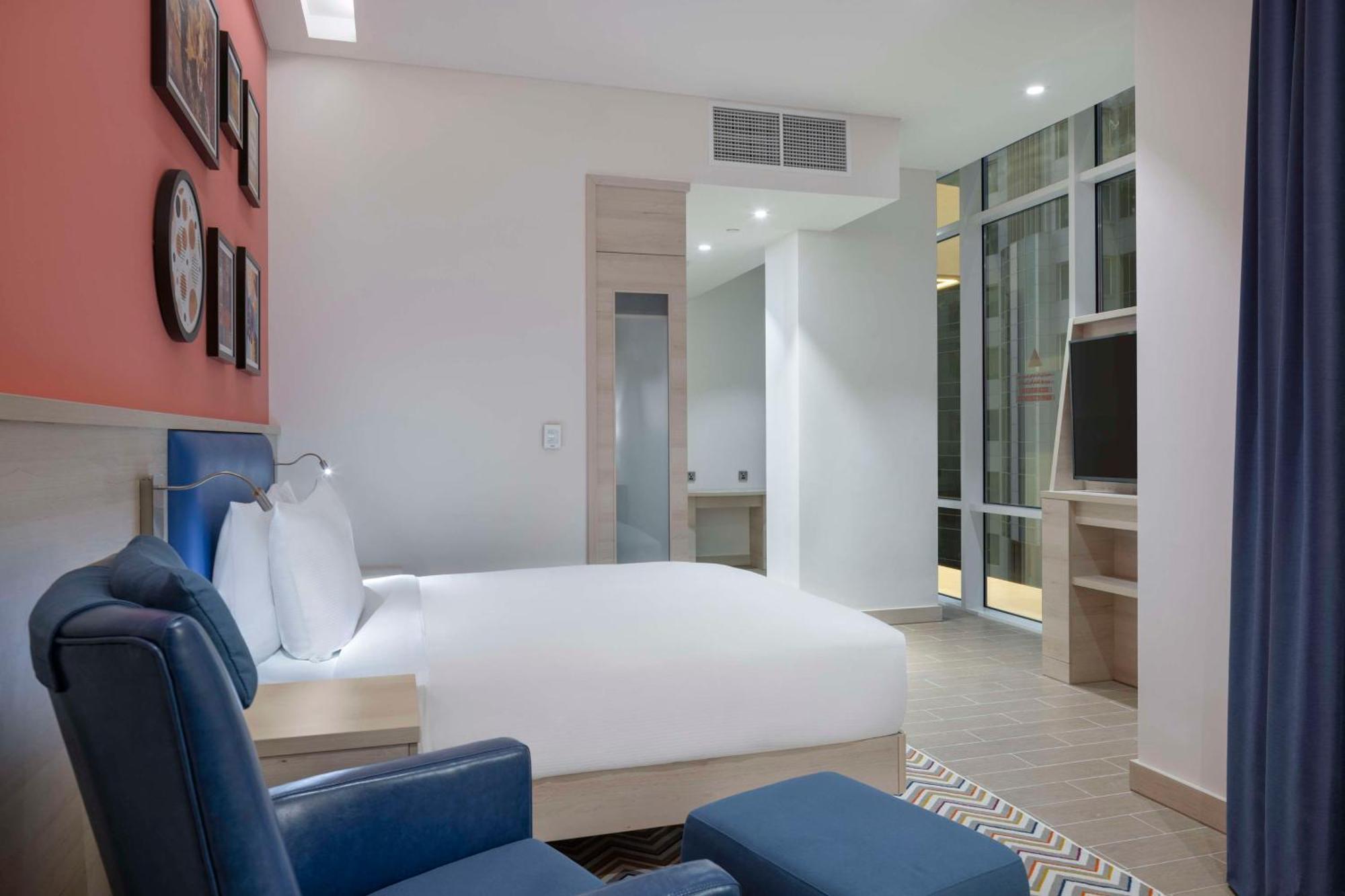 Готель Hampton By Hilton Doha Old Town Екстер'єр фото