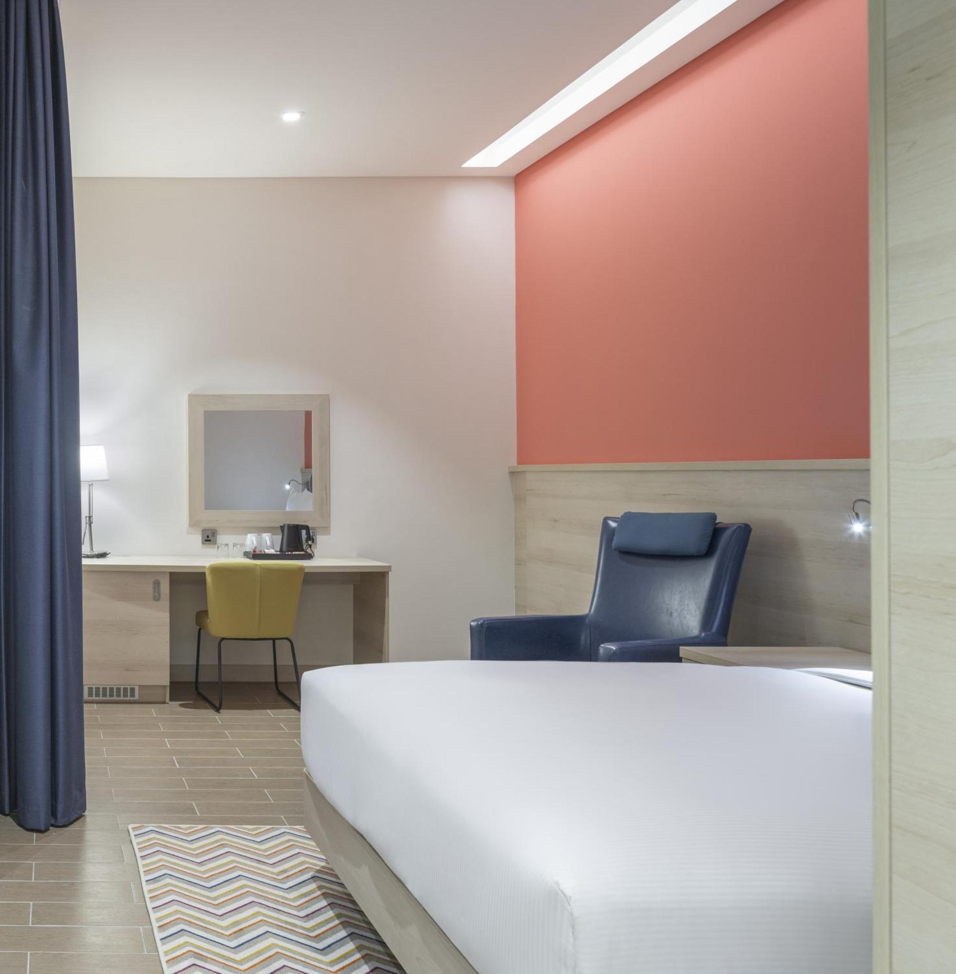 Готель Hampton By Hilton Doha Old Town Екстер'єр фото